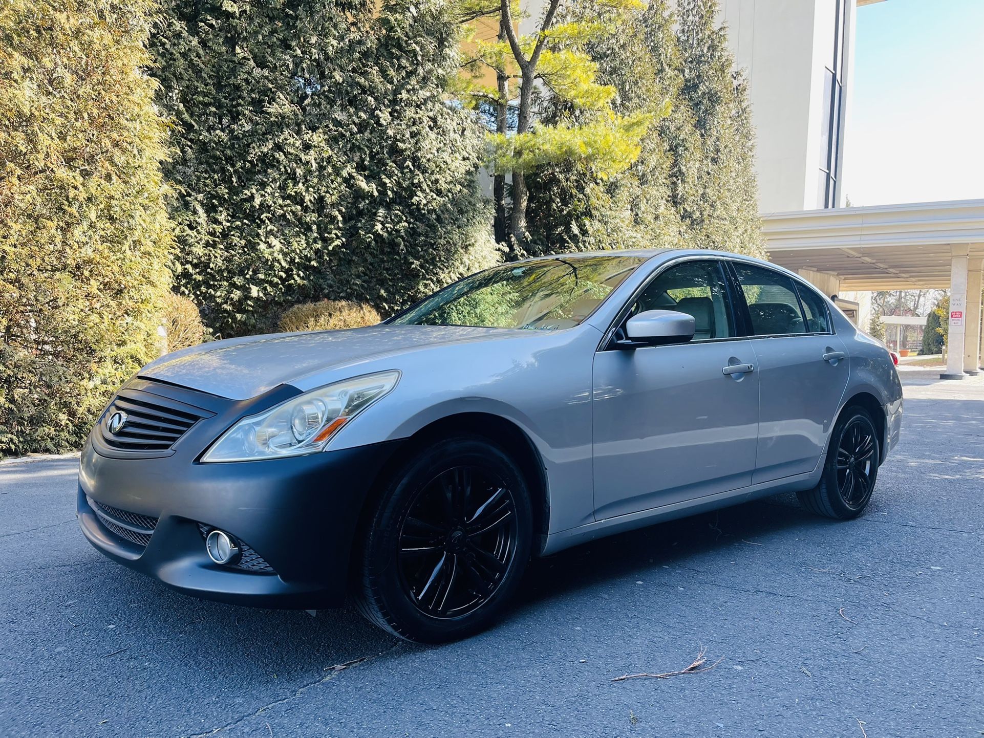 2013 Infiniti G37