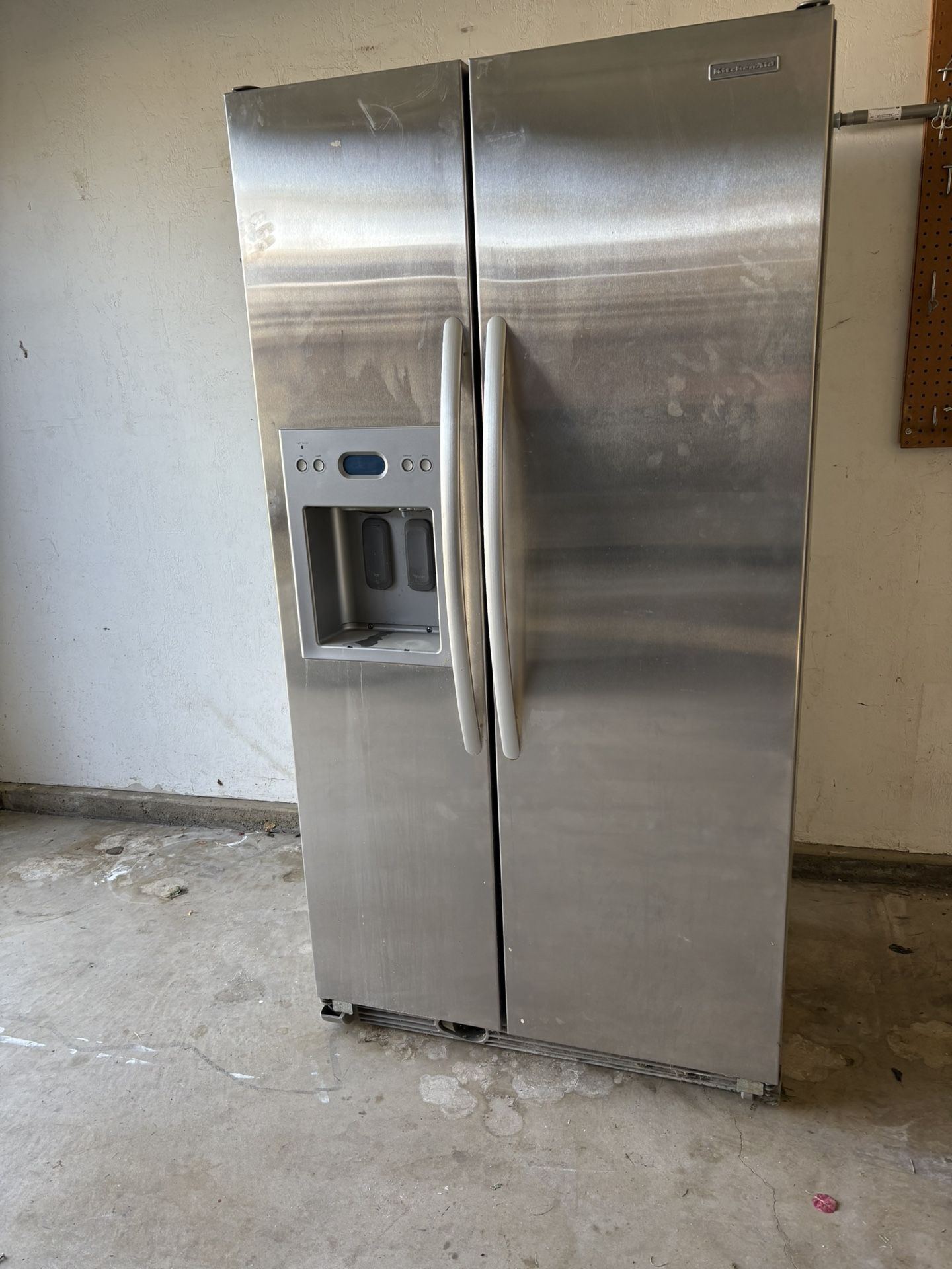 Refrigerator Kitchen Aid Work Like New