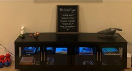 Tv stand