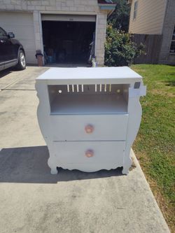 White dresser