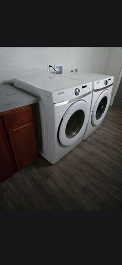 Washer and dryer set