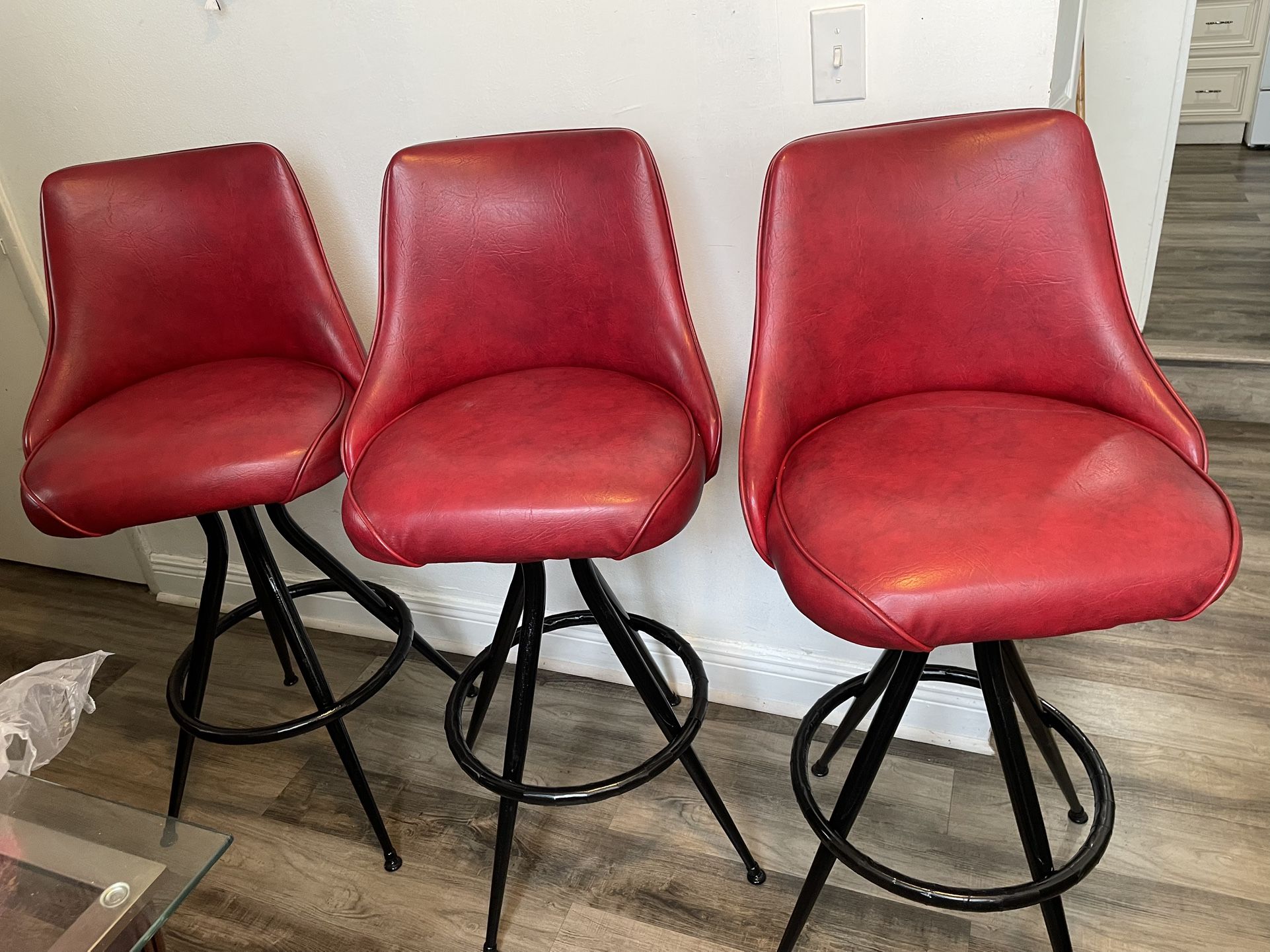 3 Swivel Bar Stools (31”H To Seat) In Good Condition $70 Firm On Price