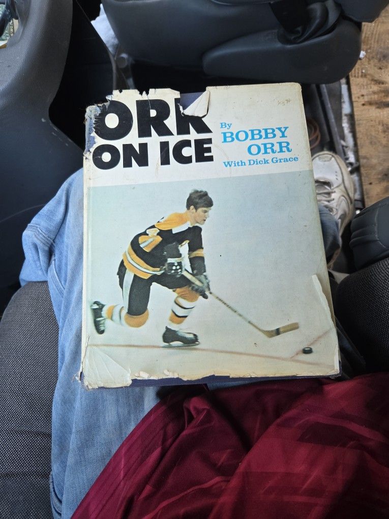 Original BOBBY ORR ON ICE AUTOGRAPHED