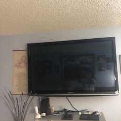 Flat Screen TV 60 Inches 