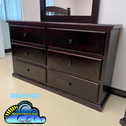 Six Drawer Dresser Cherry With Mirror New 