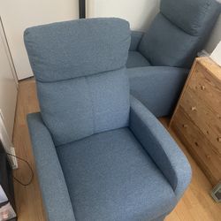 Recliner Chairs (2X) 