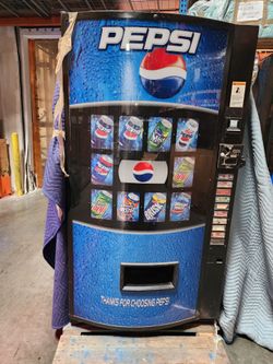 Vending soda machine