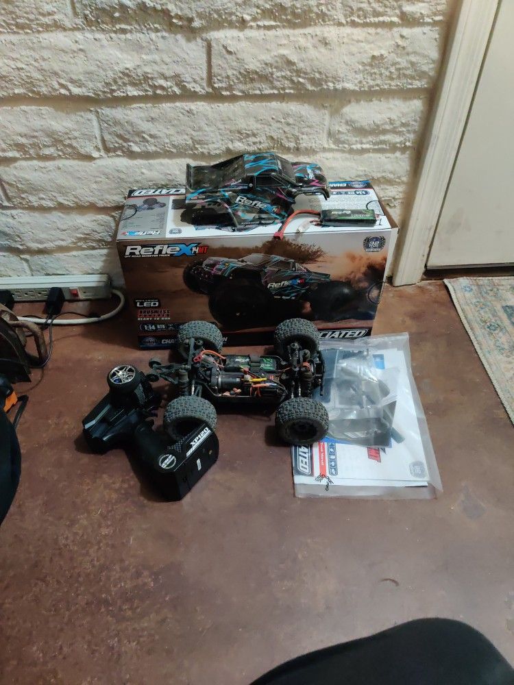 Team Associated Reflex 14MT