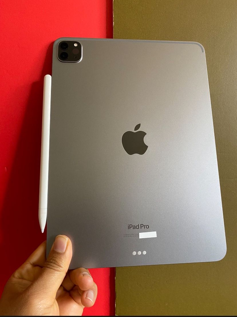 128GB Apple IPad Pro 11” 4th Generation (2022 Model / M2 chip ) with Keyboard, pen & Accessories (256gb /512GB)