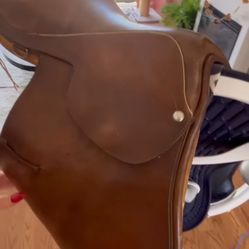 English Saddle 