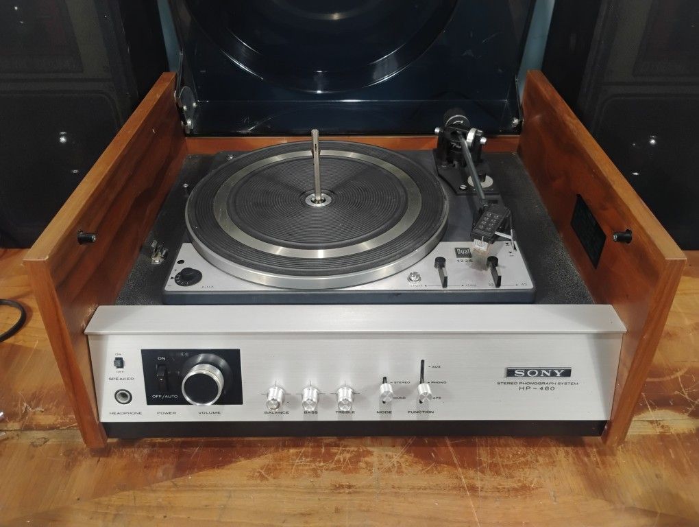 Sony HP-460 Stereo Console With Dual 1226 Turntable