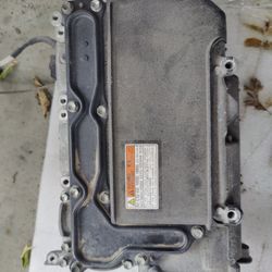 2014 Prius Invertor 