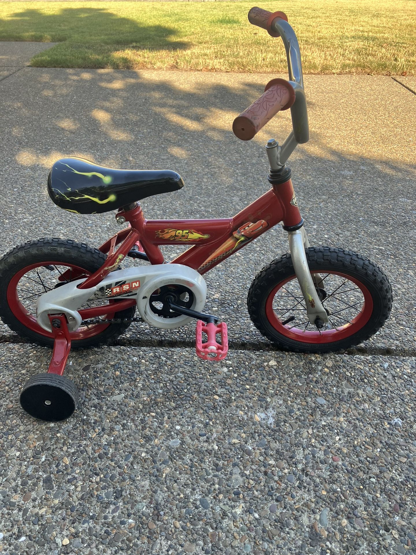 Little Kid’s Starter Bike (12”tires)