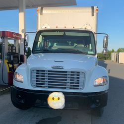 2006 Freightliner M2
