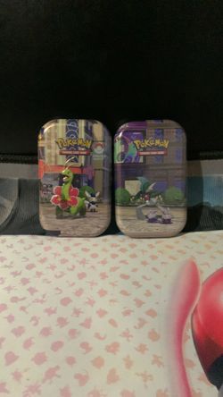 Lumiose city mini tin