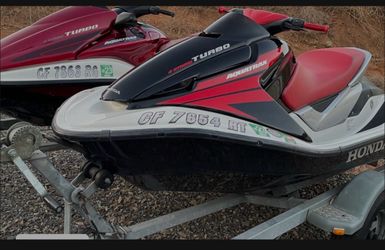 Honda Jet Skis, enjoy two Hondas!