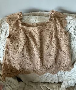 $5, New Women’s top size XL