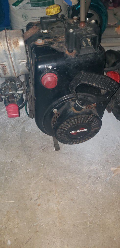 Tecumseh Horizontal Shaft Engine Go Kart , Mini Bike Etc
