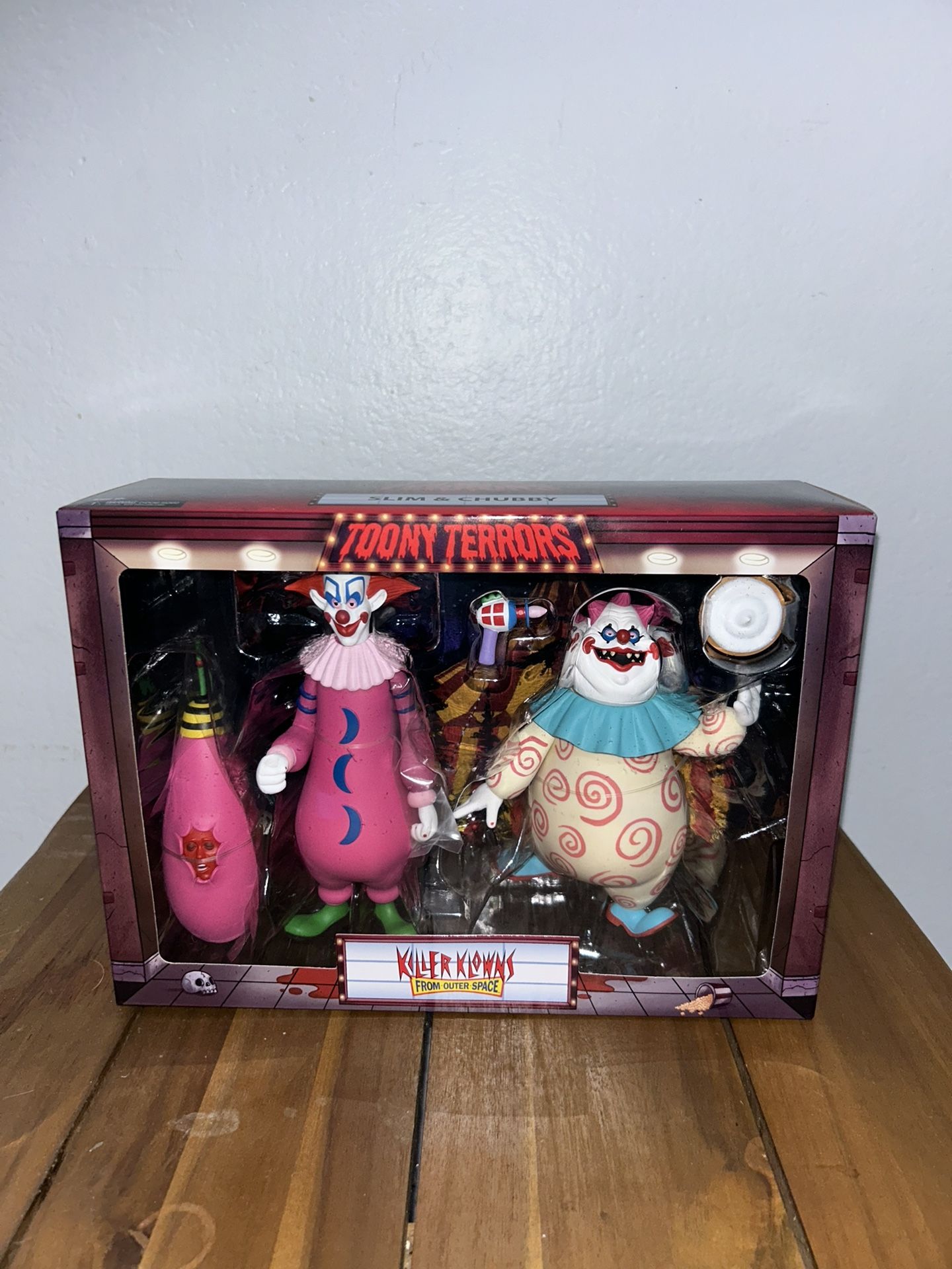 Neca Killer Klowns From Outer Space Toony Terrors 