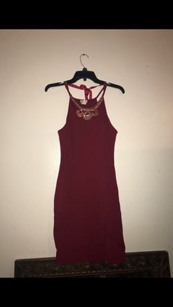 Cute pencil dress with slit