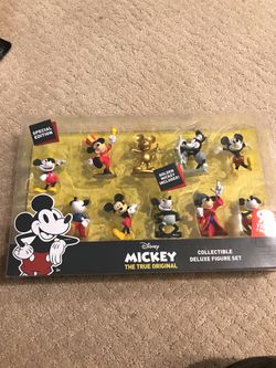 Disney Mickey Mouse Figurine Set