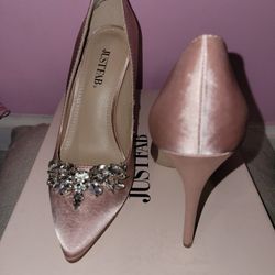 Blush Color Heels 5.5