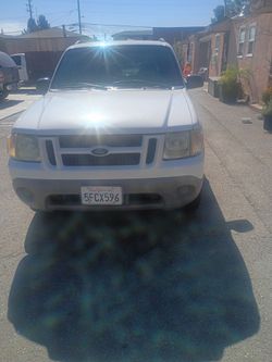 2001 Ford Explorer Sport