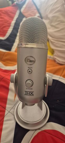 Yeti usb microphone