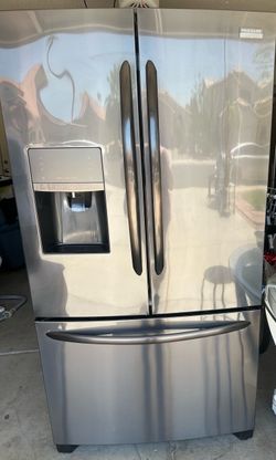 Frigidaire Gallery French Door Refrigerator