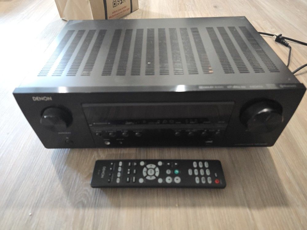 Denon AVT-S540BT 5.2 Receiver