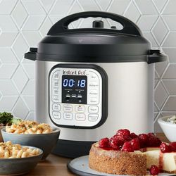 Instant Pot Duo 7-in-1 Electric Pressure Cooker, 8 Qt, Slow Cooker, Rice  Cooker, Steamer, Yogurt Maker, Warmer & Sterilizer, Free App with 1900  Recip for Sale in Houston, TX - OfferUp
