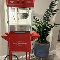 Popcorn Maker With 4 Reusable Popcorn Holders 