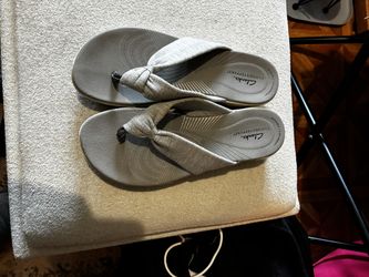 Clarks Cloudsteppers Sandals