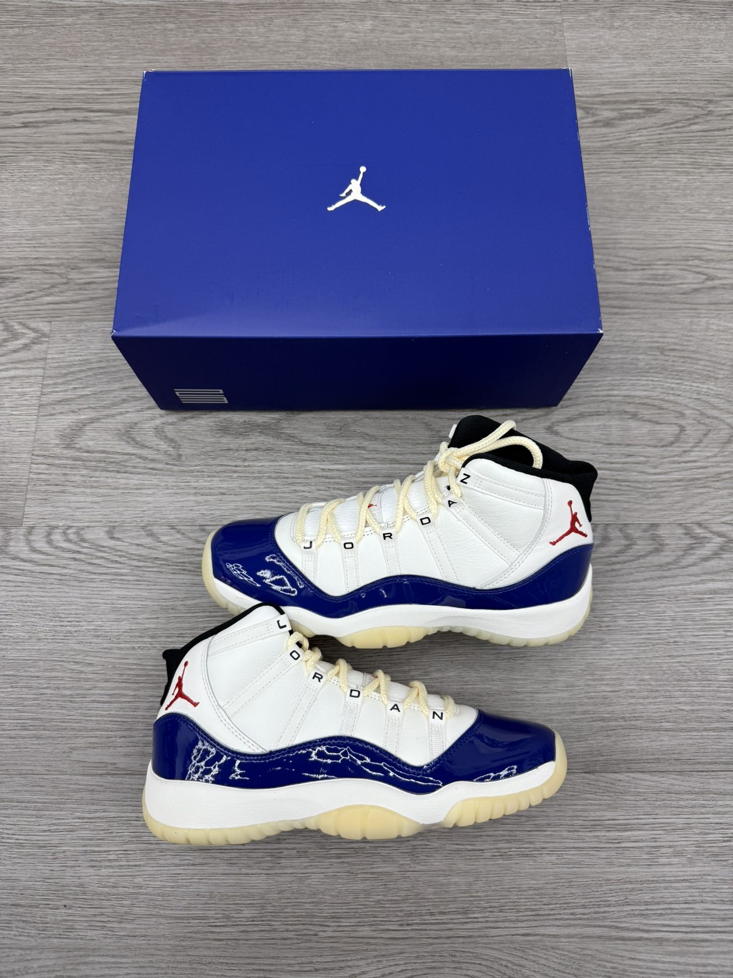 Jordan 11 Rare Air