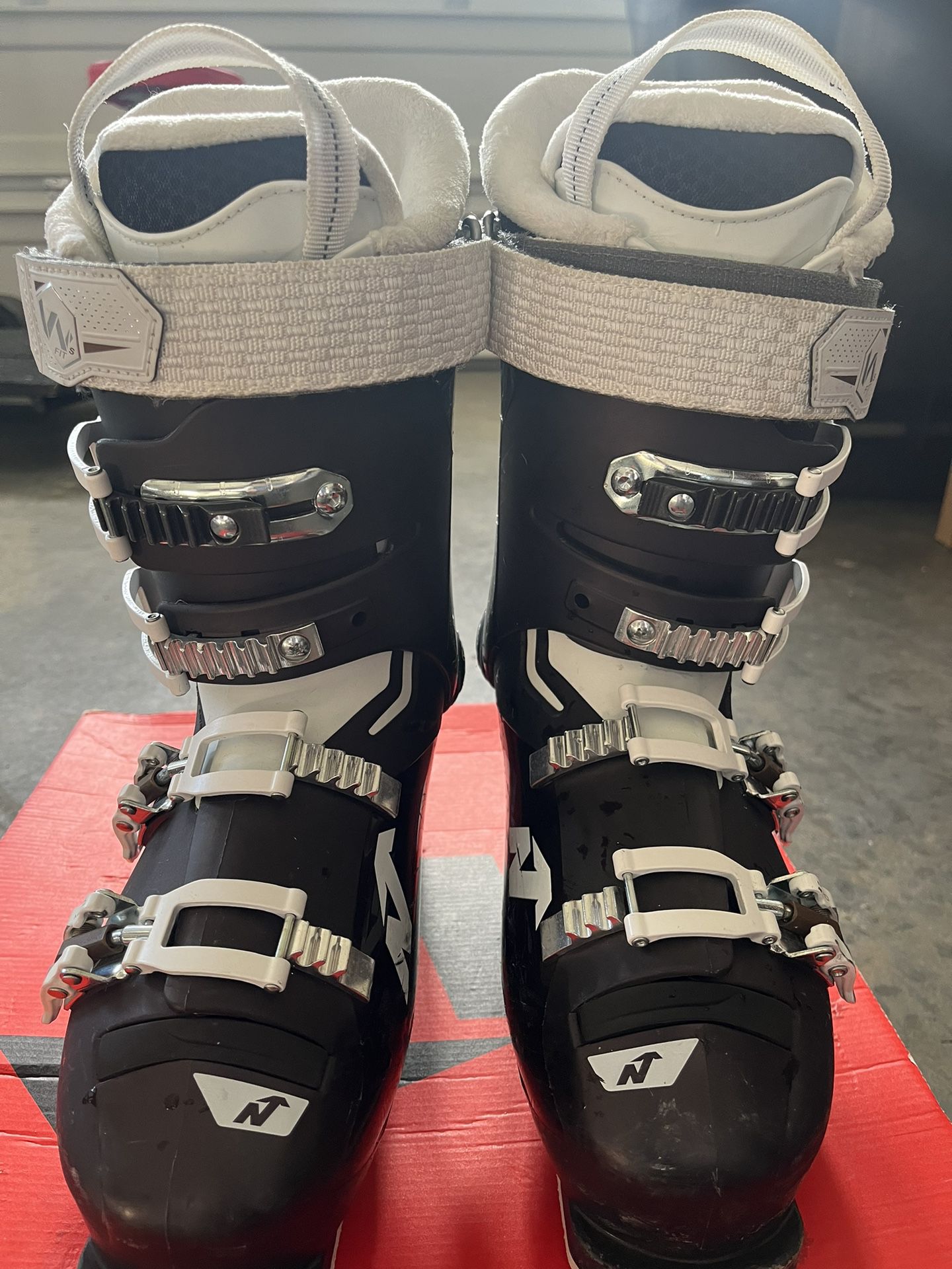 Ski Boots - Size 26.5