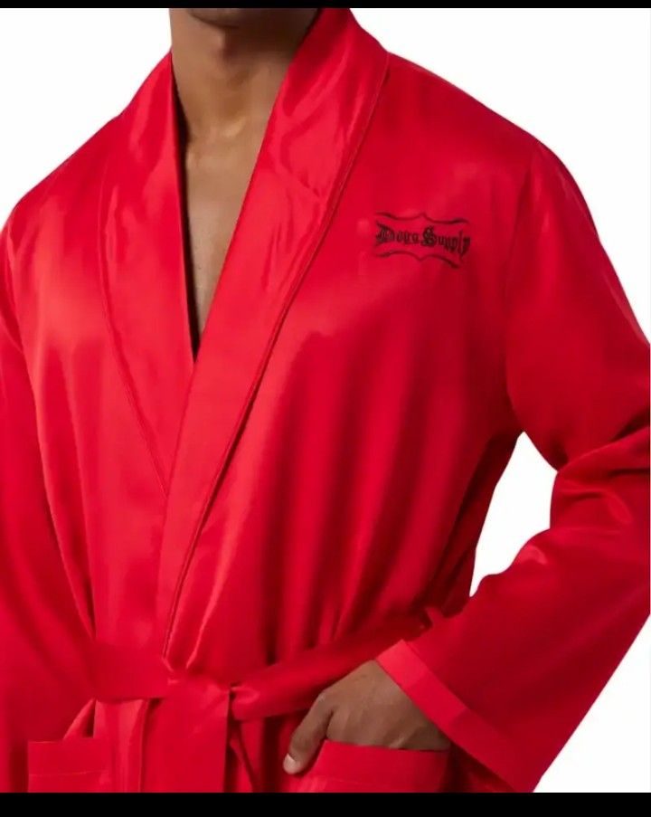 Dogg Supply by Snoop Dogg Mens Poly Satin Robe.... CHECK OUT MY PAGE FOR MORE ITEMS