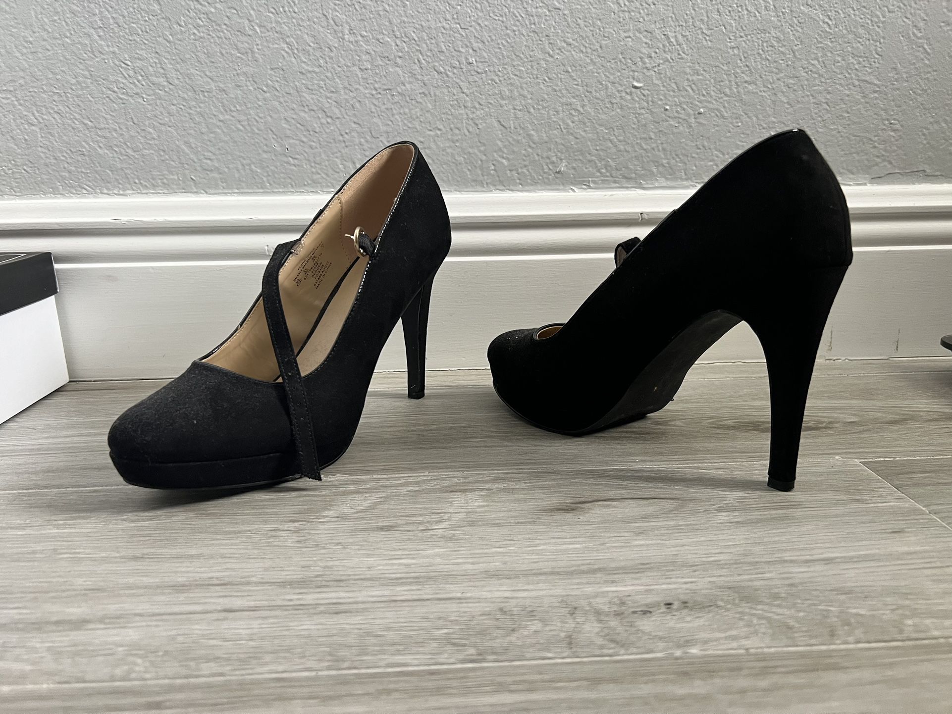 Black Shade Heels Womens Size 8.5