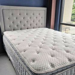 BRAND NEW MATTRESS (still in plastic)