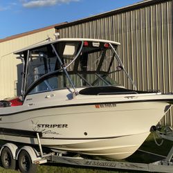 2004 Seaswirl Striper 2101 DC