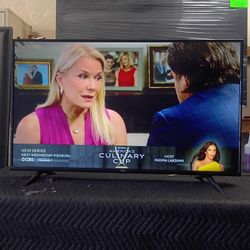 50 Inch Android 4k Smart TV Really Nice Tv Comes With Remote Control Shows Great Picture Works Perfect Guaranteed 