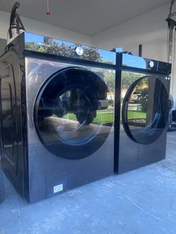 Samsung Front-Load Washer and Dryer Set