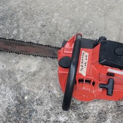 Craftsman Vintage Gas Powered Chainsaw Saw With Bar And Chain Yard Tool Equipment Runs Great!