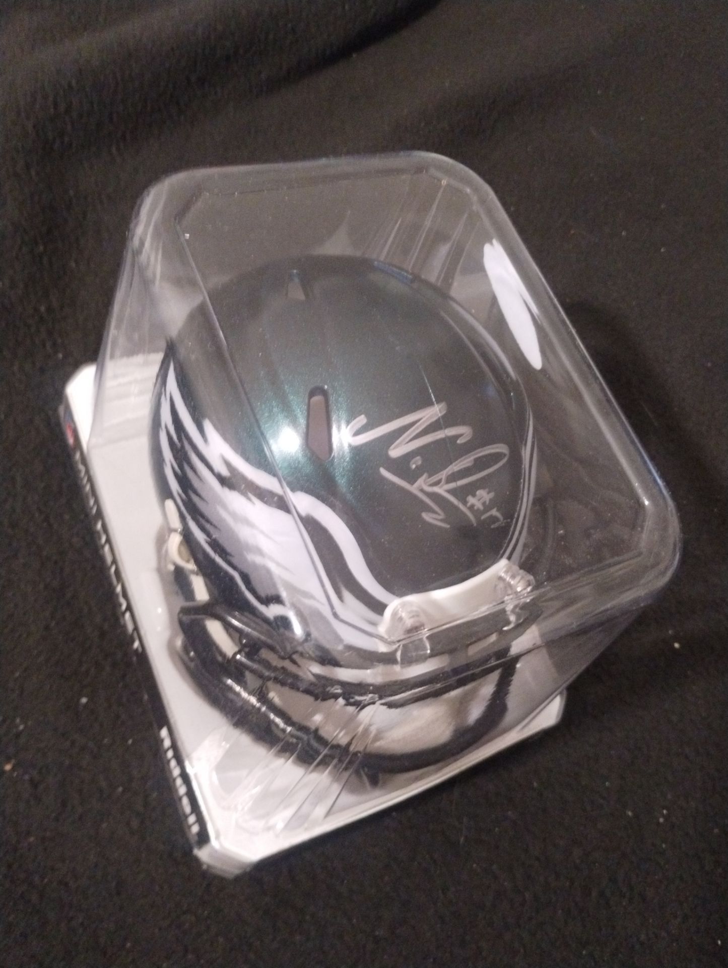 Eagles mini helmet signed by Nakobe Dean