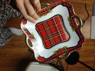 Royal Elfreda Christmas Porcelain Plate