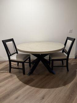 Table With Chairs 