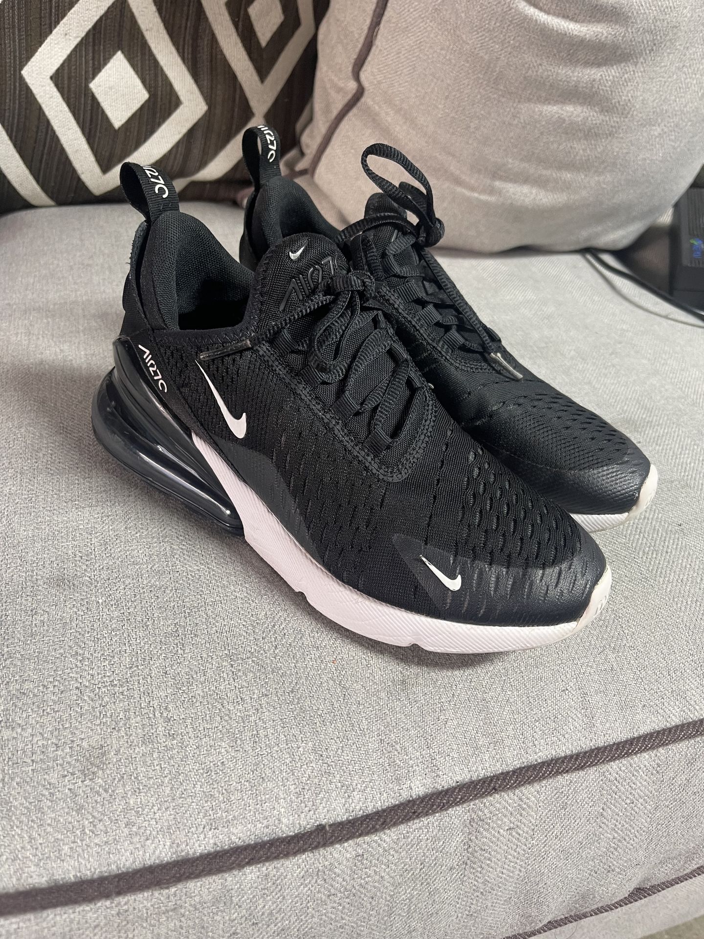 Nike air270 5.5Y