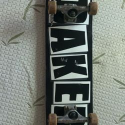 baker deck whole skateboard