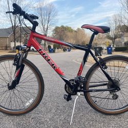 Trek 4100 Alpha Mountain Bike, 20” Aluminum Frame, Thick 26” Wheels, 21-Speed, Pristine & Tuned-Up