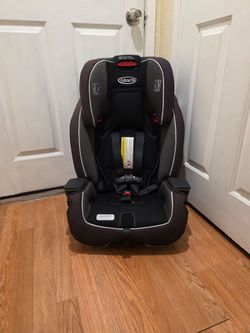Graco Milestone 3-in-1 Convertible Car Seat