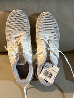 Reebok PT Prime Runner, Women 8 1/2 BRAND NEW!!!!